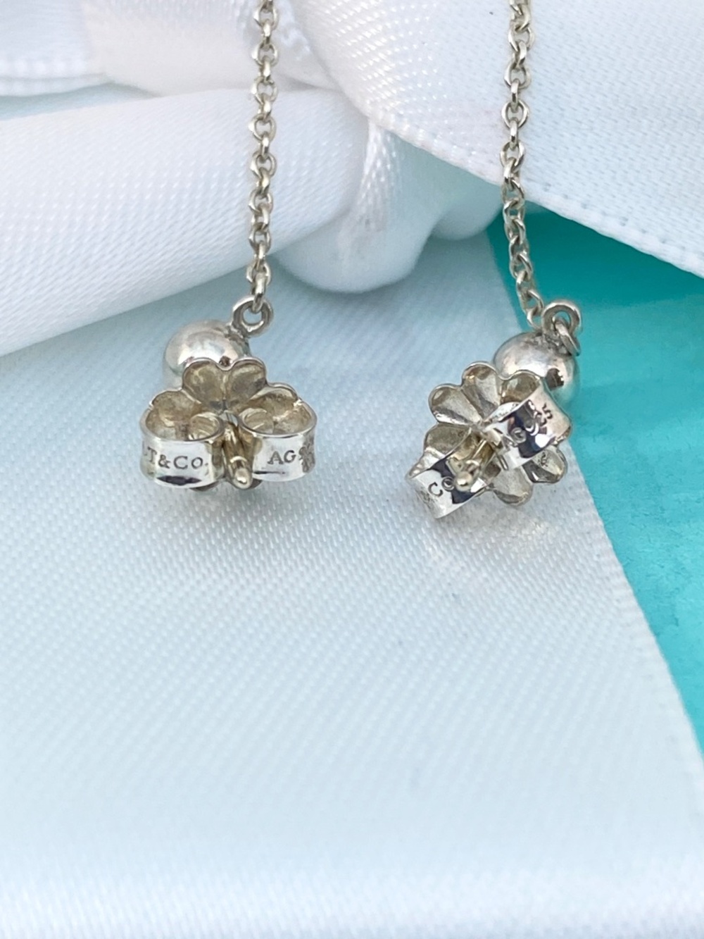 Tiffany & Co Ziegfeld Pearl Dangle Earrings Sterling Silver 6mm - Picture 2 of 6